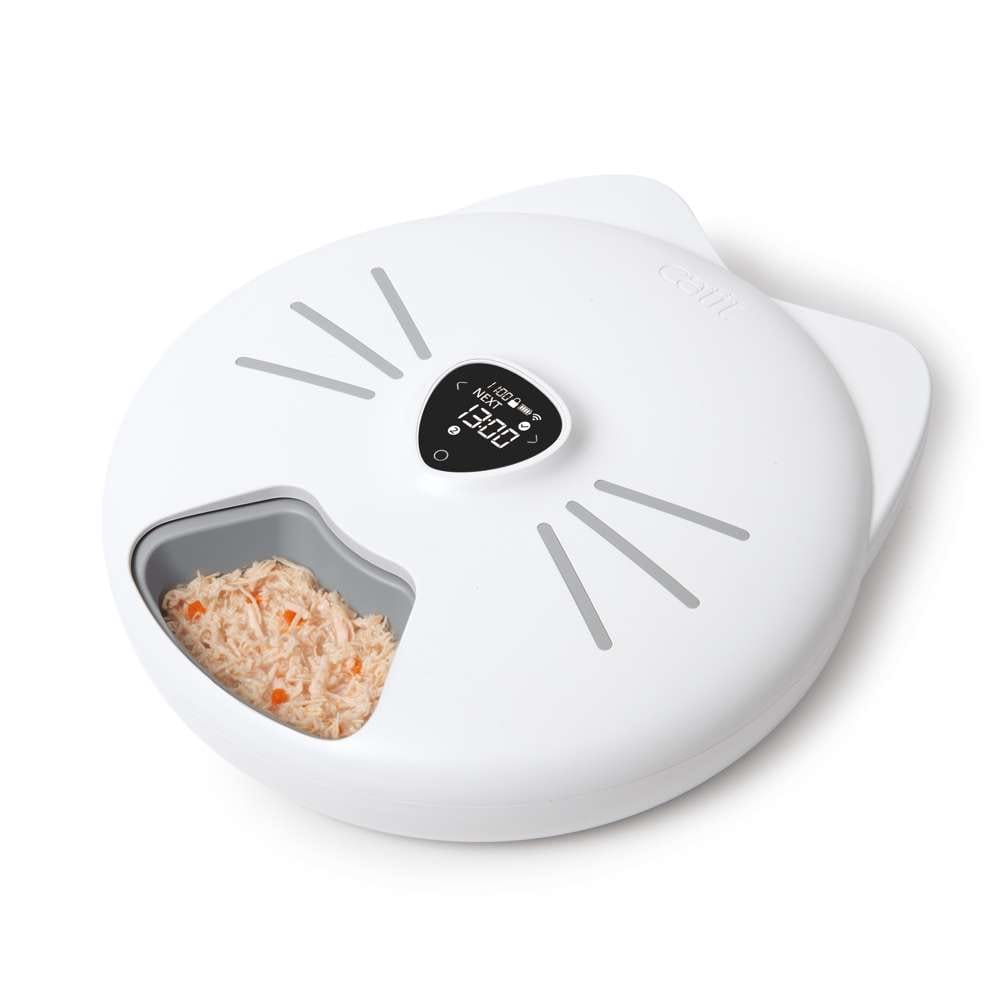 Im "Catit PIXI Smart-Futterautomat mit 6 Mahlzeiten" befindet sich Nassfutter.