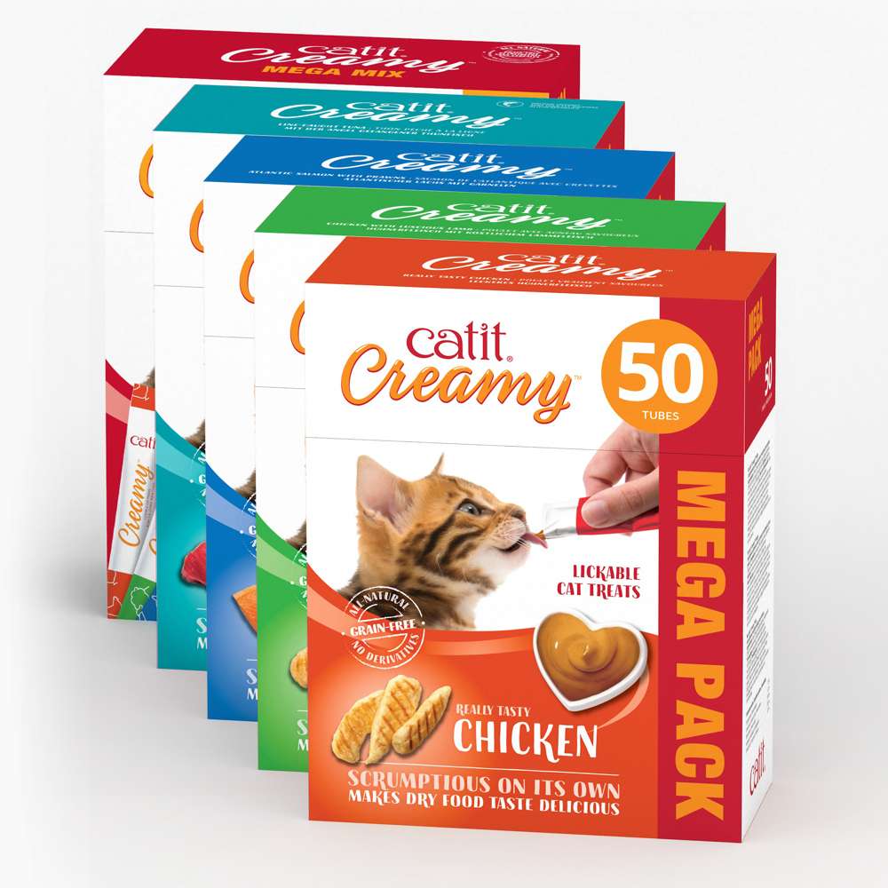 Alle Sorten der Leckerli-Cremes "Catit Creamy, 50er-Pack" stehen hintereinander.